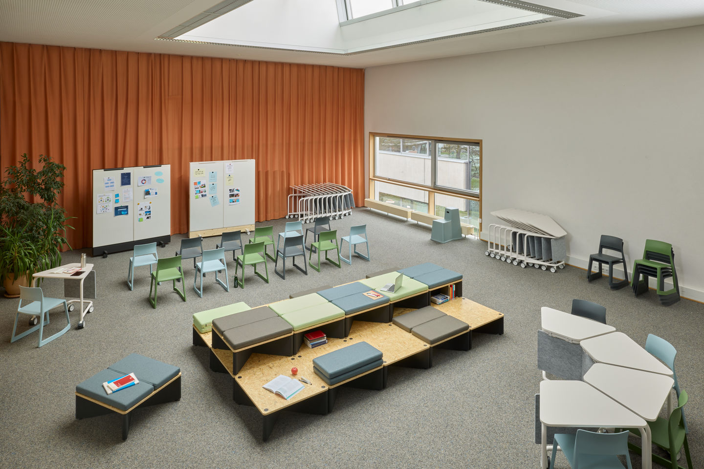Reset Platform modular platform system Vitra