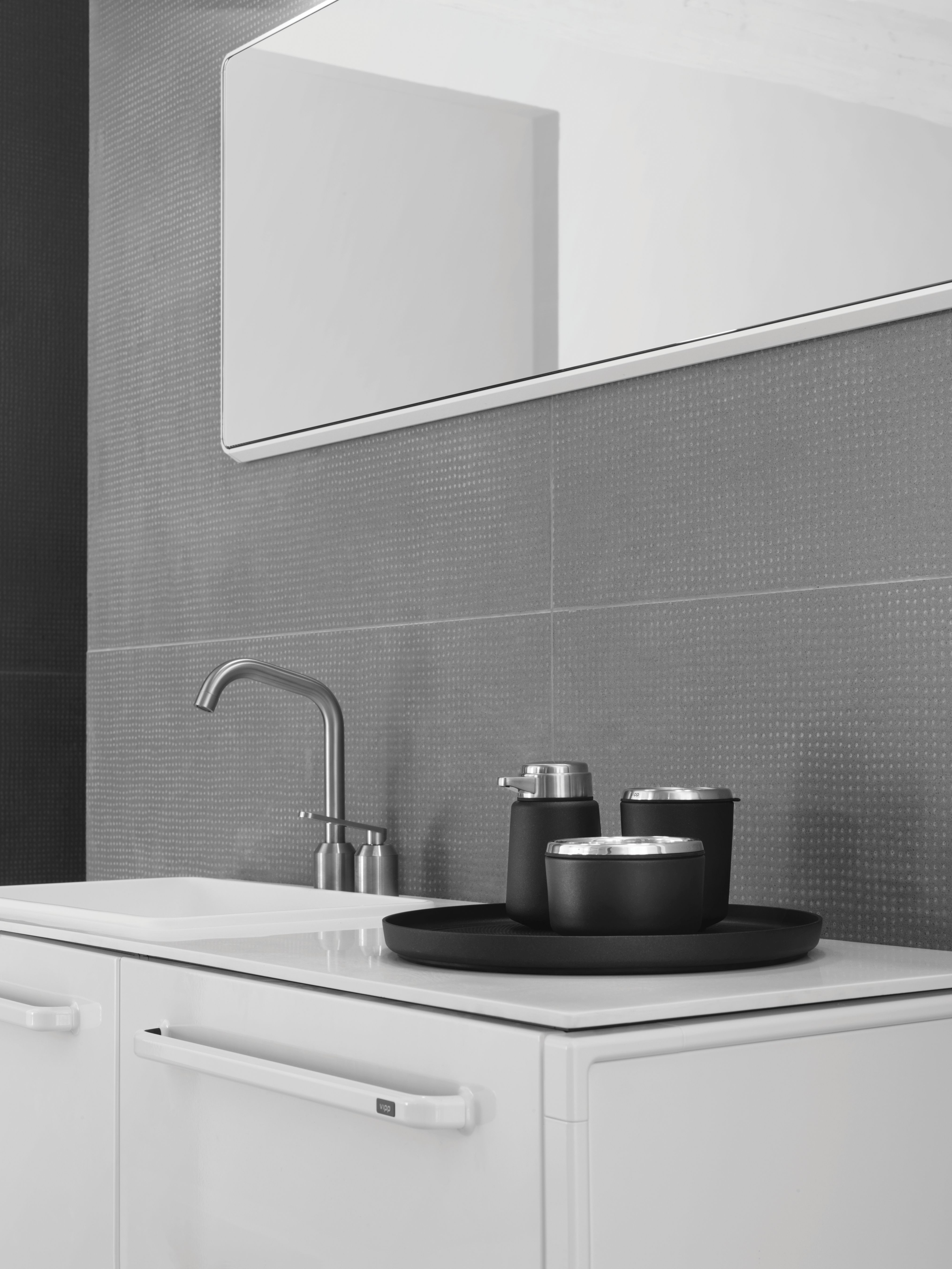 Toothbrush holder Vipp SINGLE PIECES