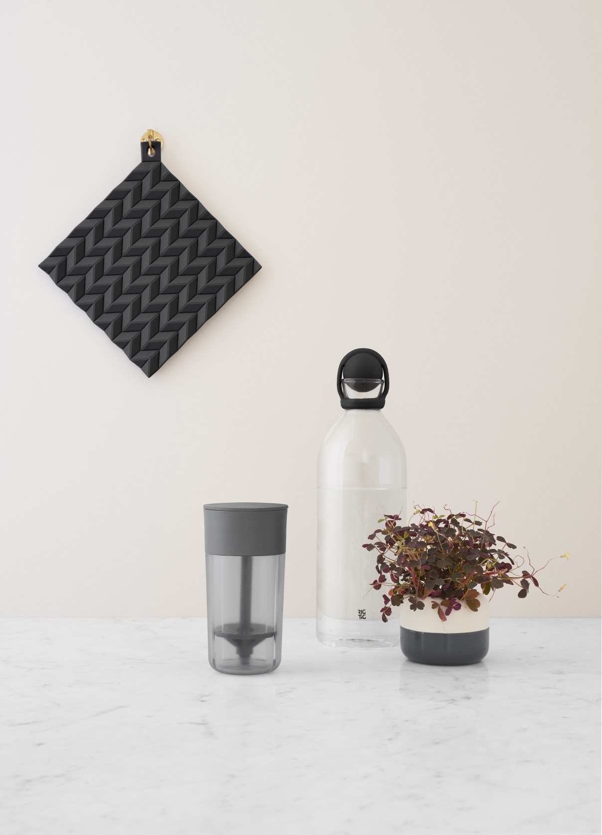 Cool It water carafe black RIG TIG by Stelton SINGLE PIECES
