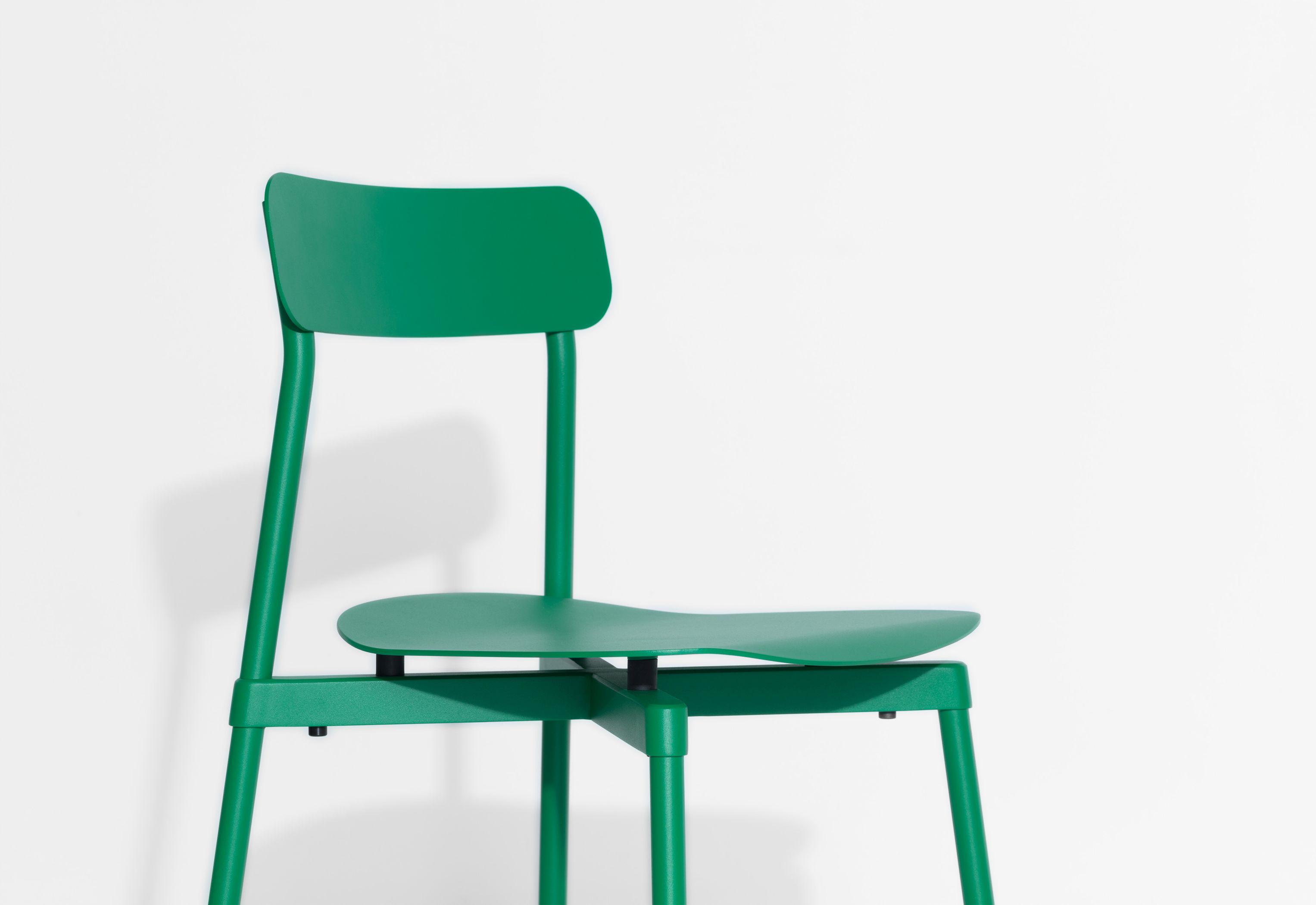 Fromme Chair Petite Friture Chair Mint green Mintgrüner Fromme Chair Stuhl von Petite Friture, moderner Designstuhl für Esszimmer und Wohnbereich.