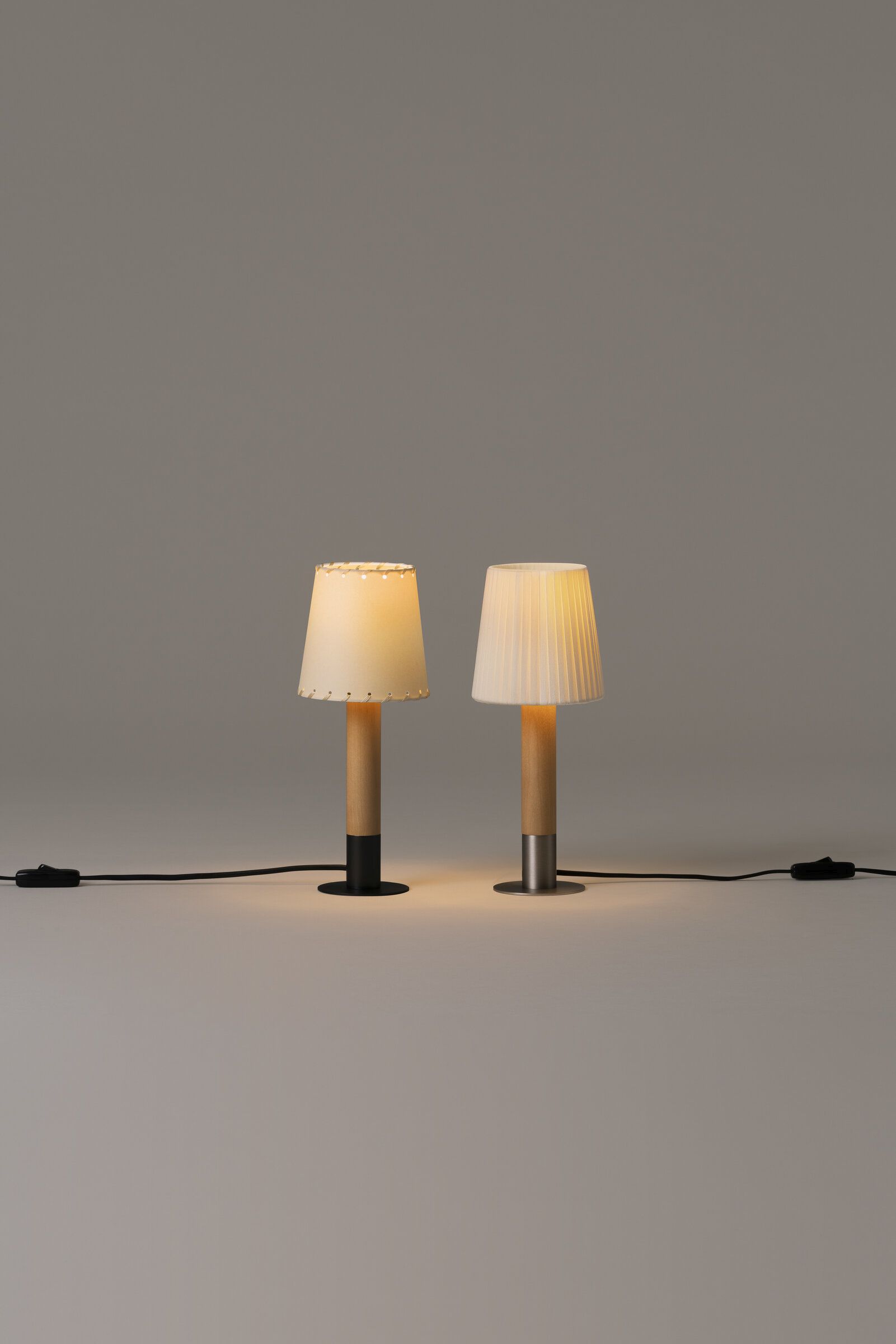 Basica Minima Table Lamp Santa & Cole