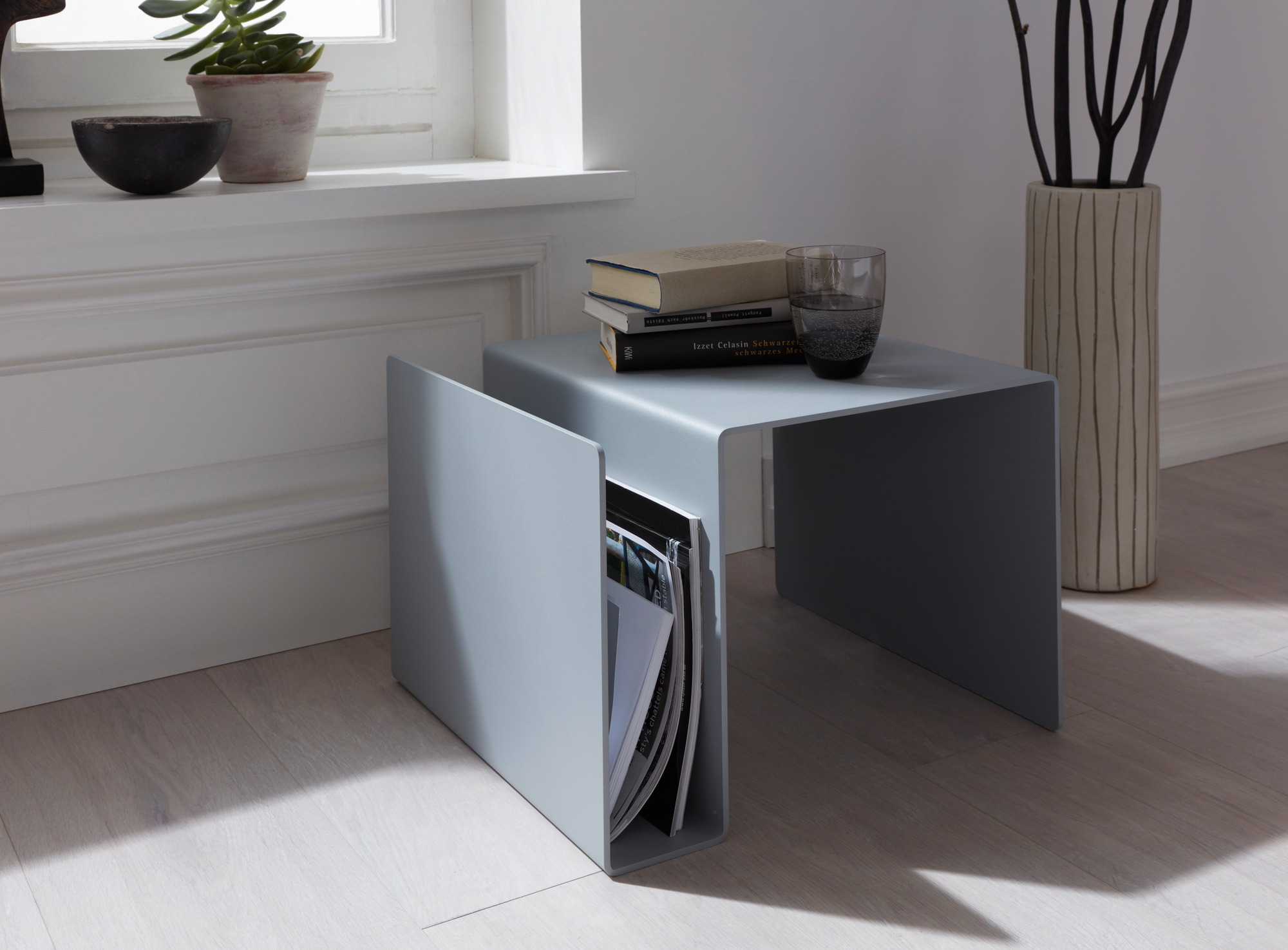 Huk Multifunctional side table Müller Möbelwerkstätten