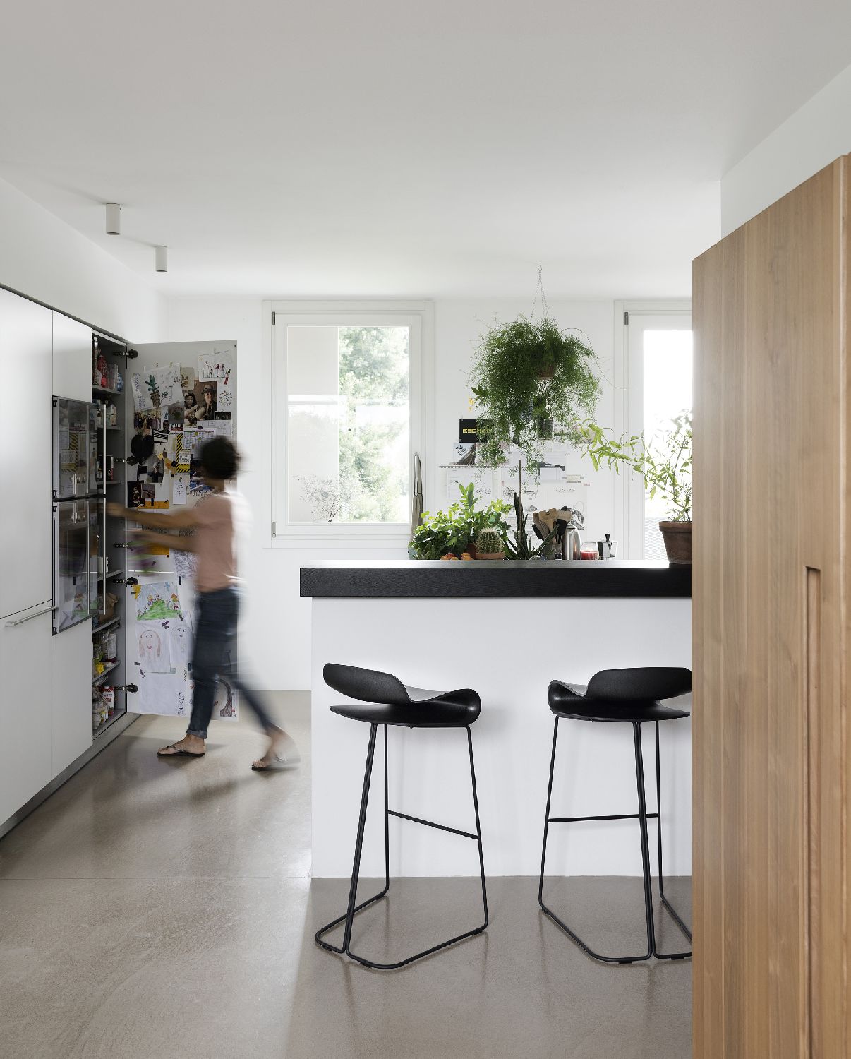 BCN bar stool with sled base Kristalia