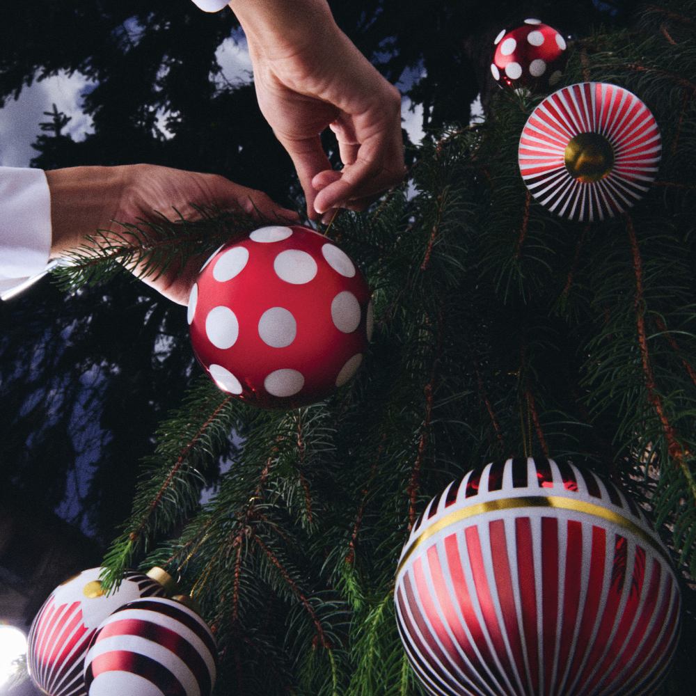 NZ04 2 Delight Christmas tree bauble Alessi  