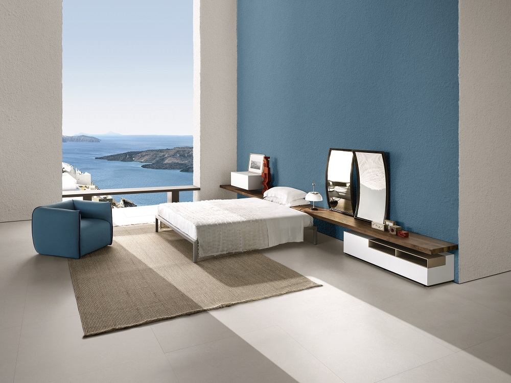 Aluminium Bed lacquered MDF Italia