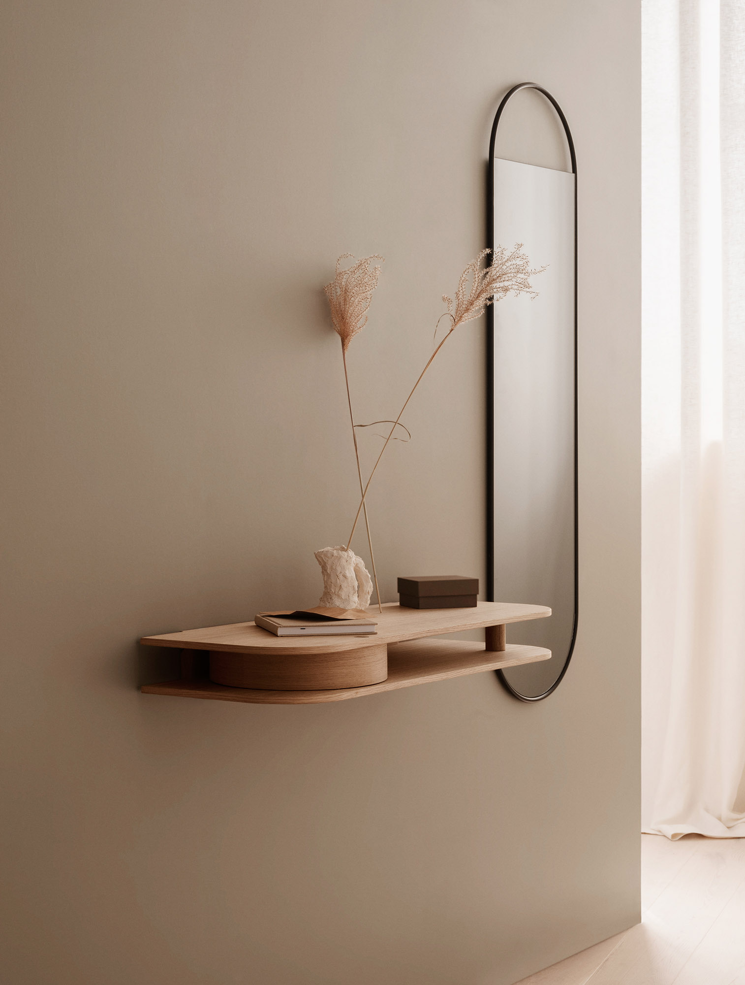 Valet wall console smoked oak Northern