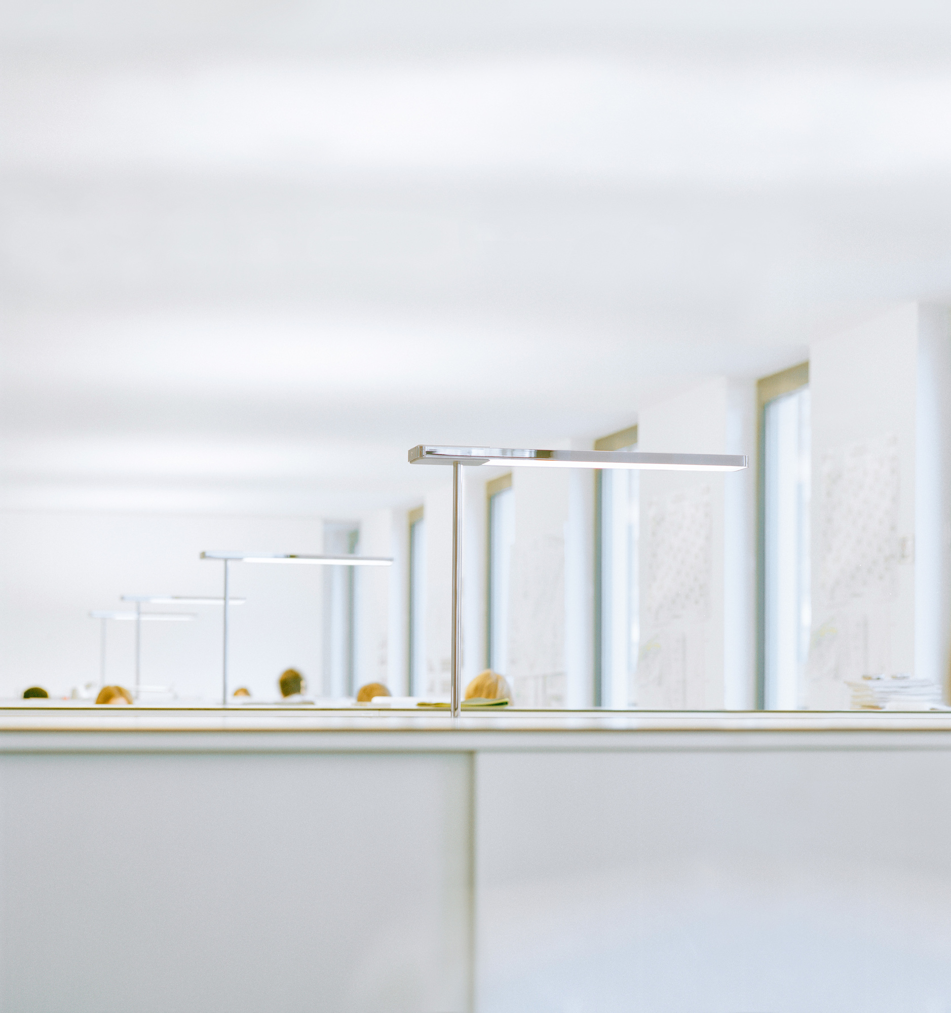 Slice² Table lamp with adapter for USM Haller table systems Serien Lighting