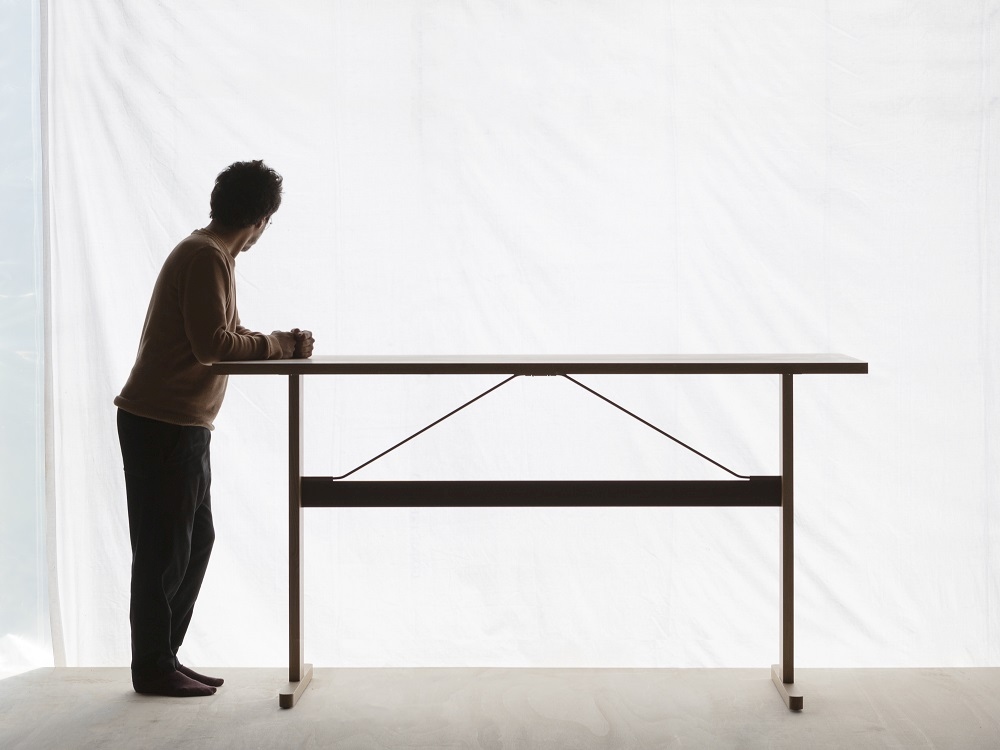 Passerelle High Table Hay
