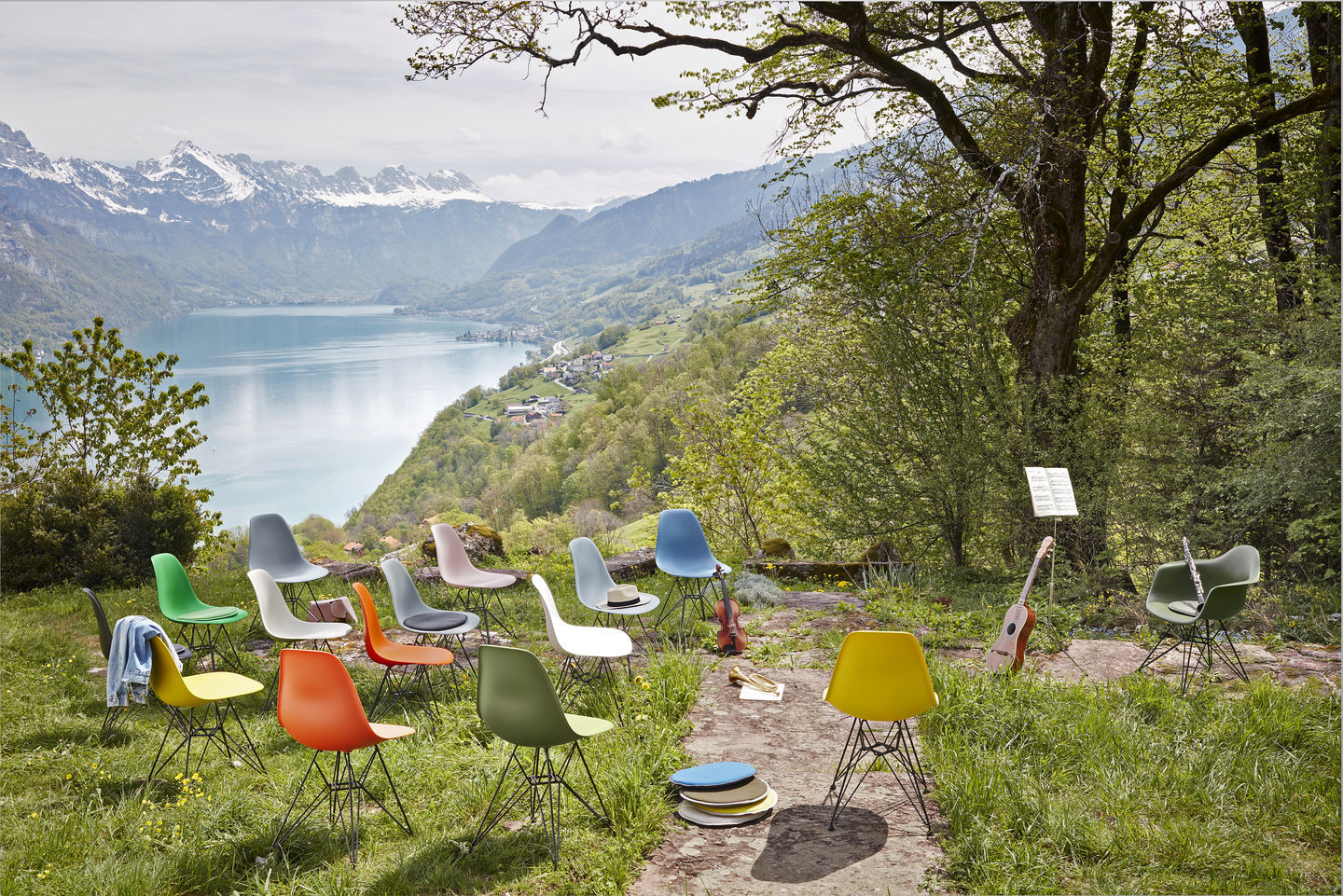 Eames Plastic Armchair DAR Chair Vitra