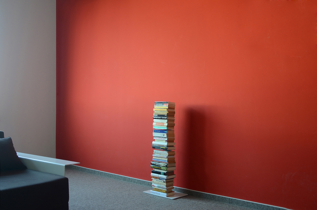Booksbaum single upright shelf Radius 