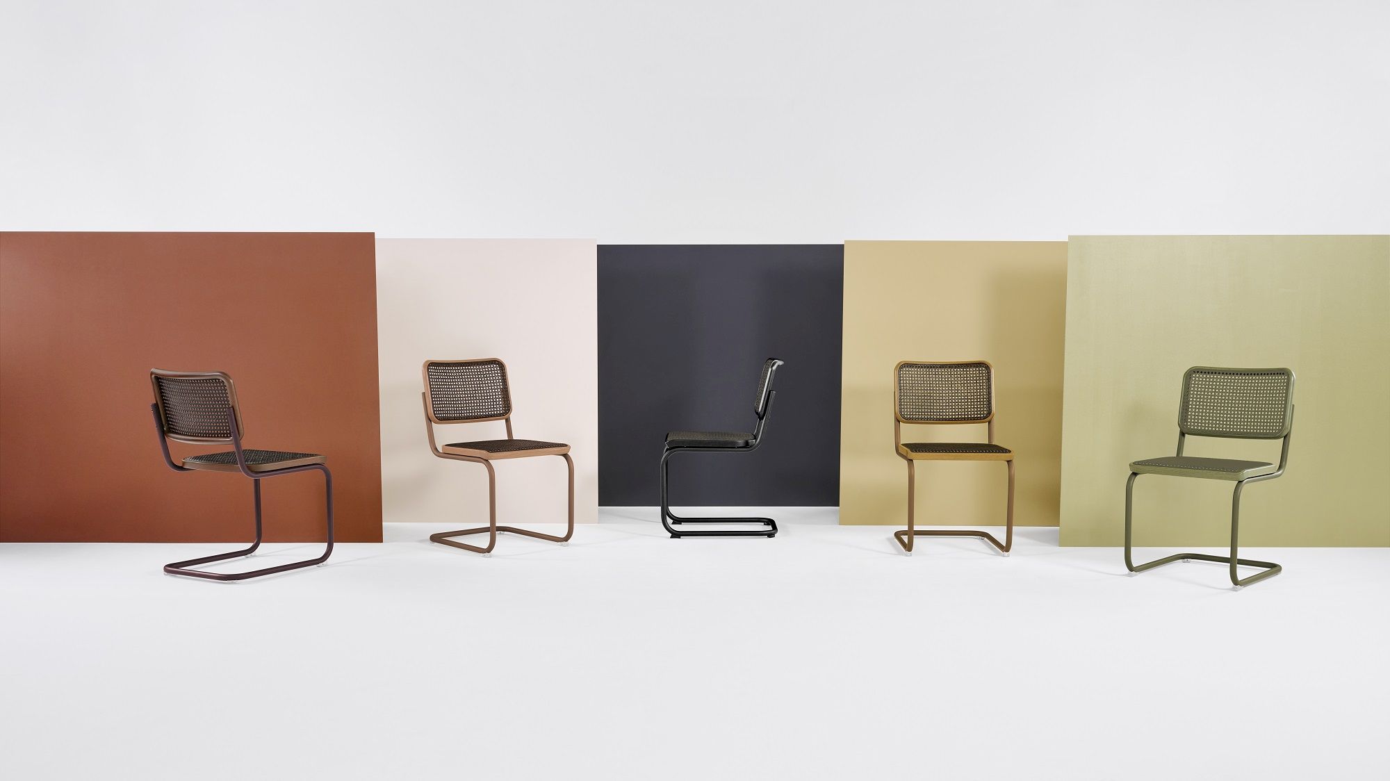 S 32 V Tubular steel classic cantilever chair Thonet