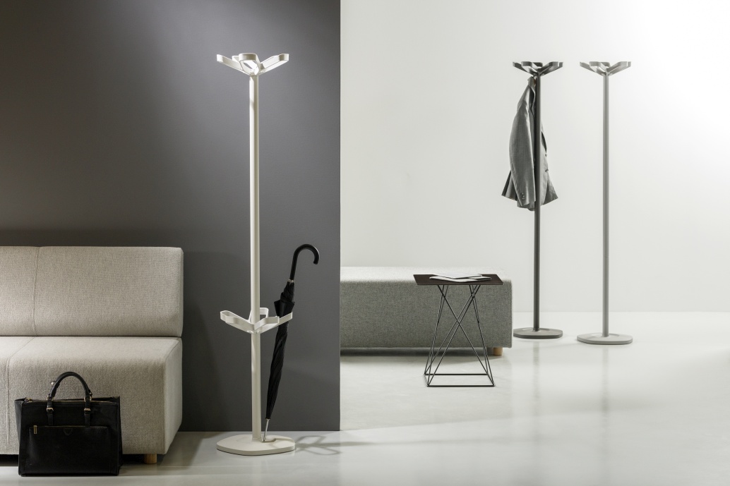 Flower Plus wardrobe with umbrella stand Cascando