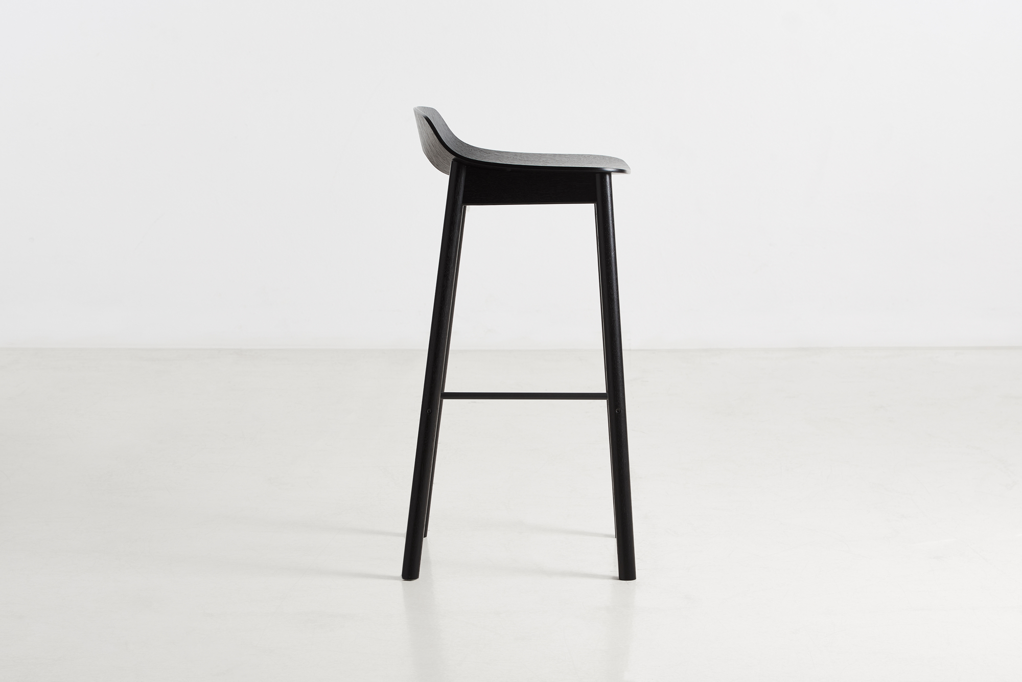 Mono Barstool Black Painted Ash Woud