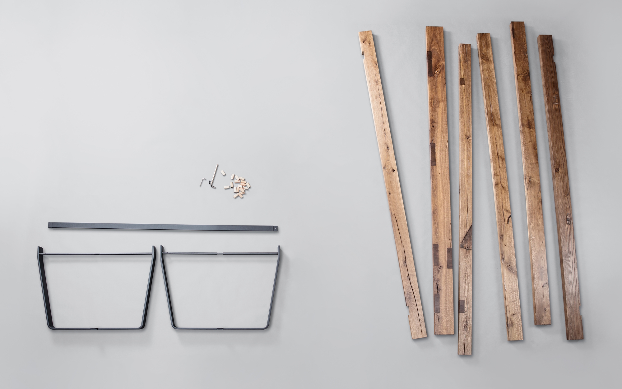 BB 11 Clamp Table Walnut Janua