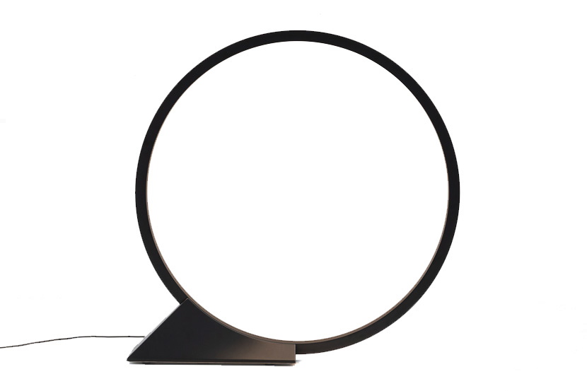 O Floor Indoor Floor Lamp LED Artemide