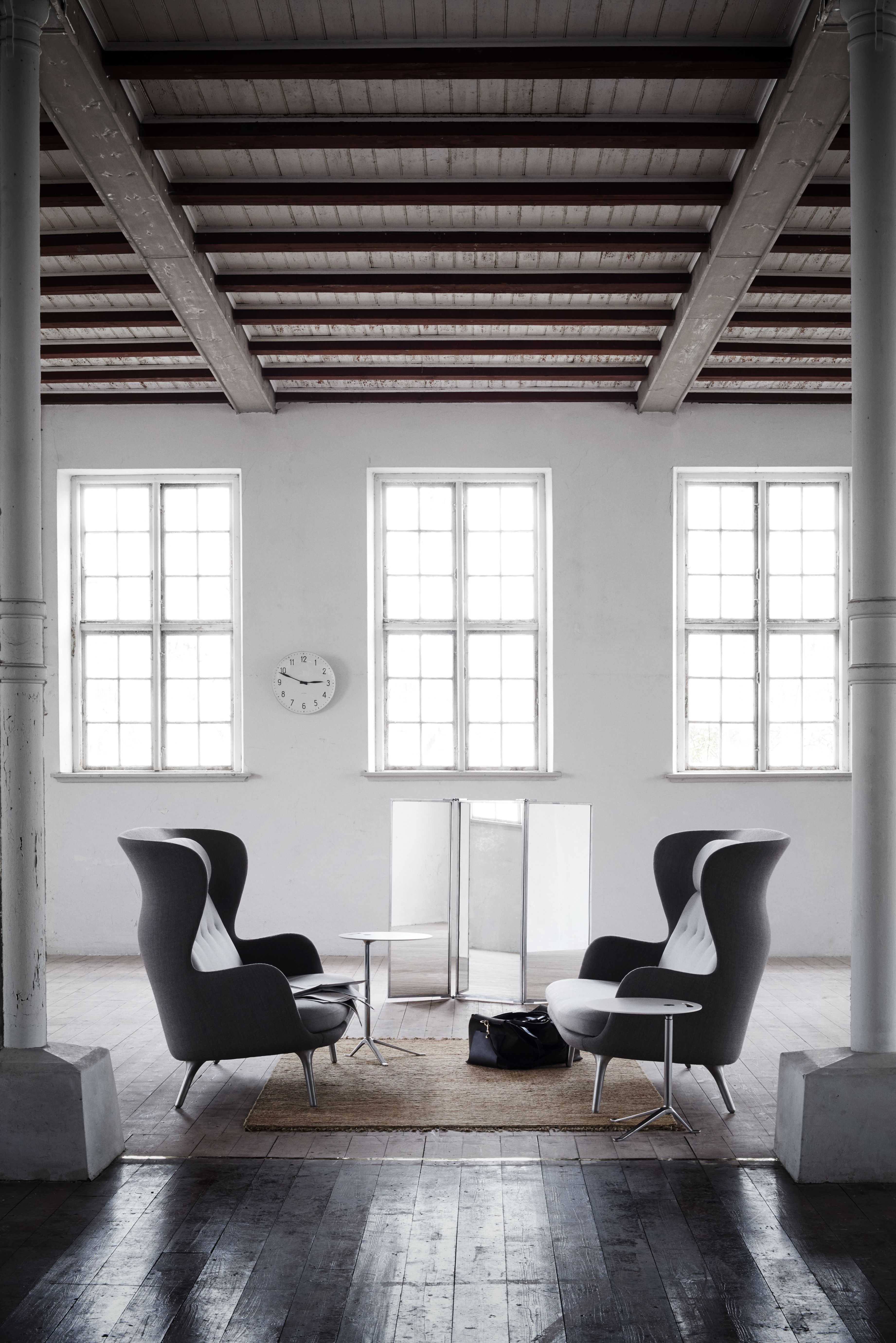 Ro Armchair Wood Fritz Hansen