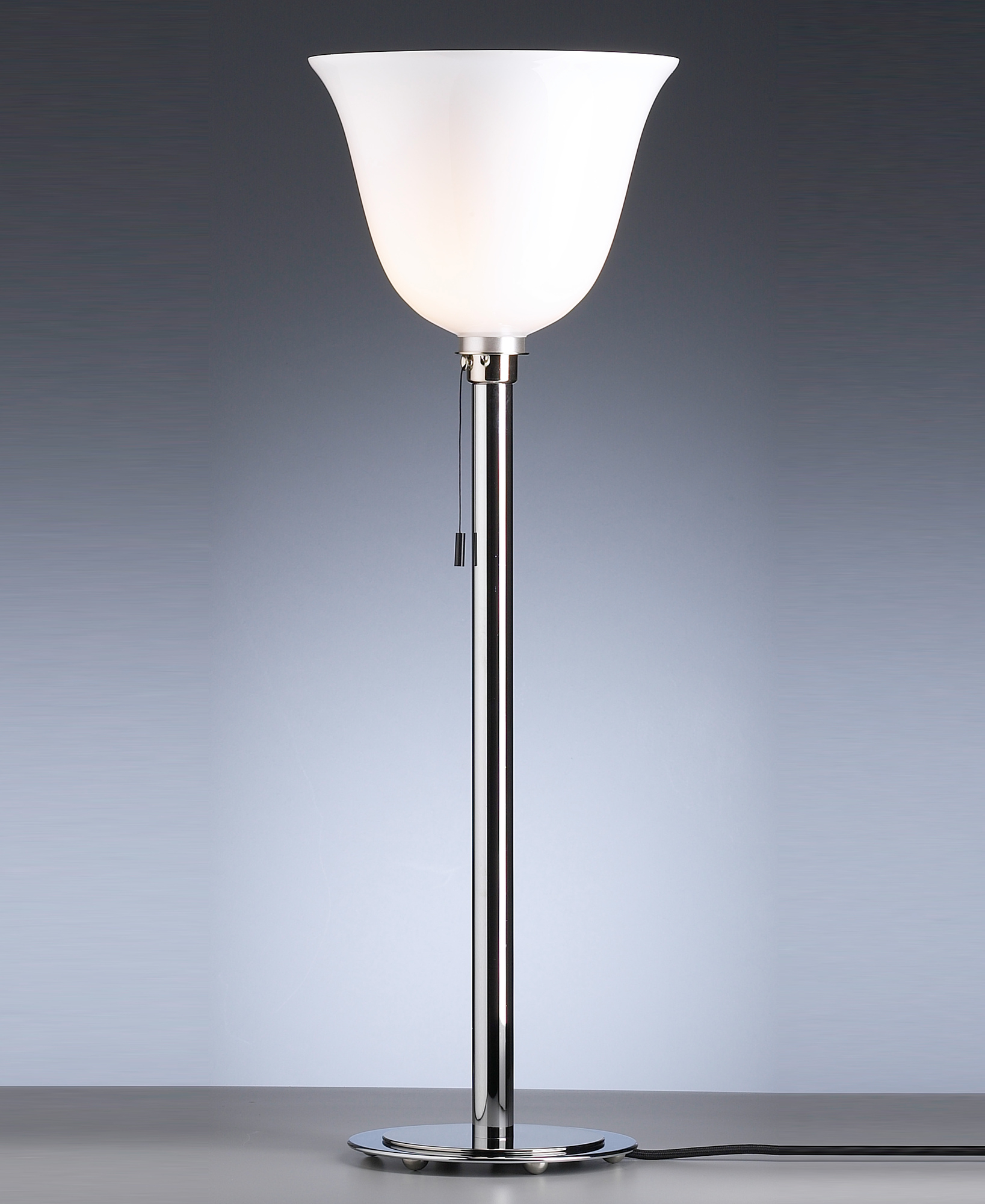 AD 30 / AD30 Art Déco Floor Lamp Tecnolumen