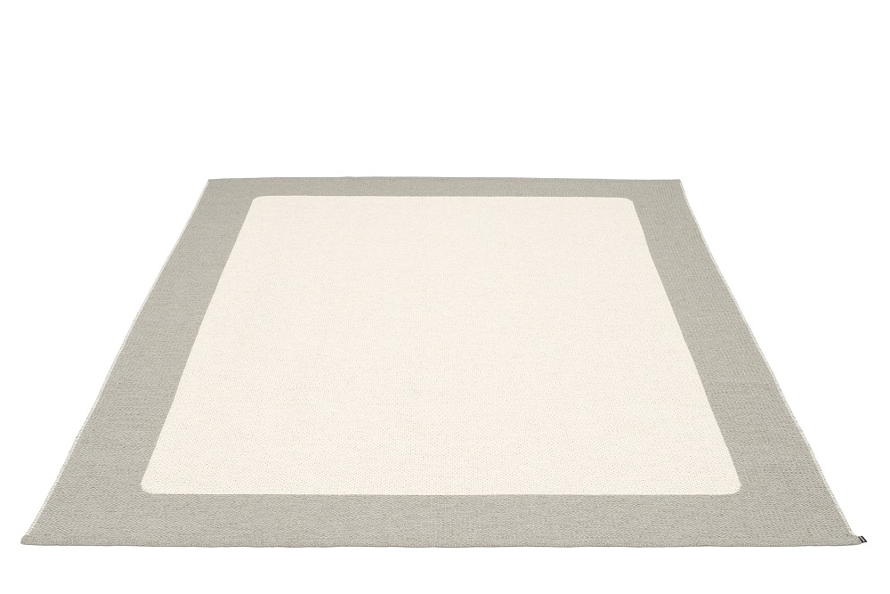 Ilda Plastic carpet 180x180 cm Pappelina warm grey