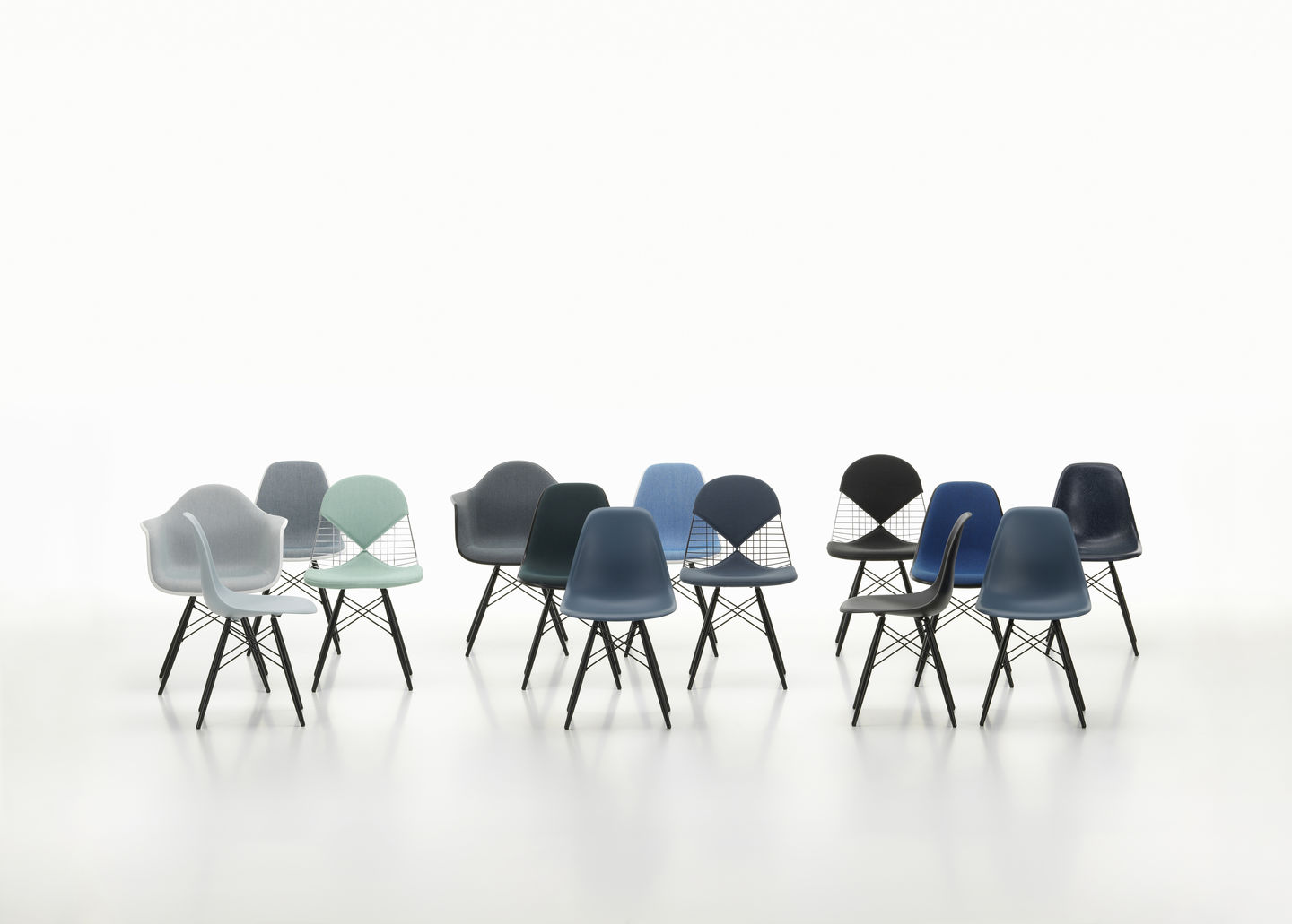 DKW-5 Wire Chair Chair with Seat Cushion Vitra