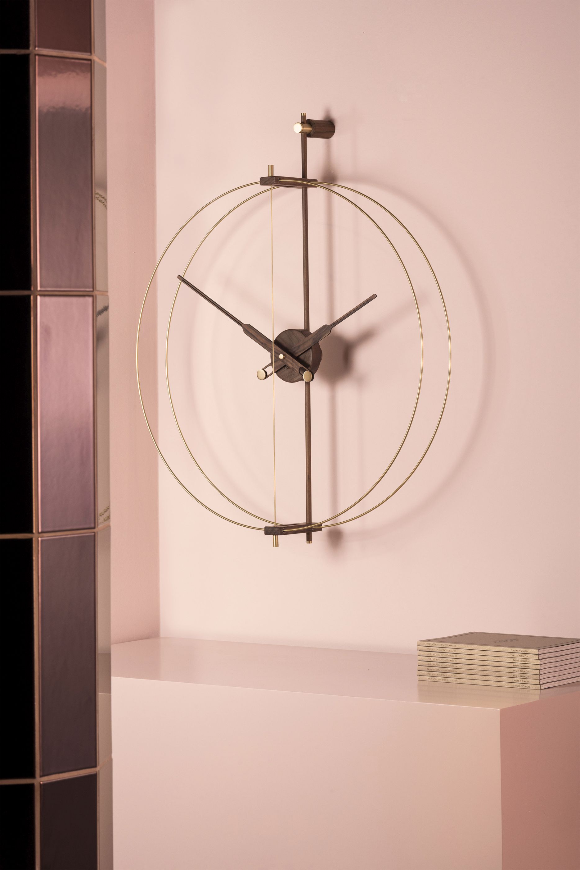 Mini Barcelona Premium Gold clock Ø66cm Nomon