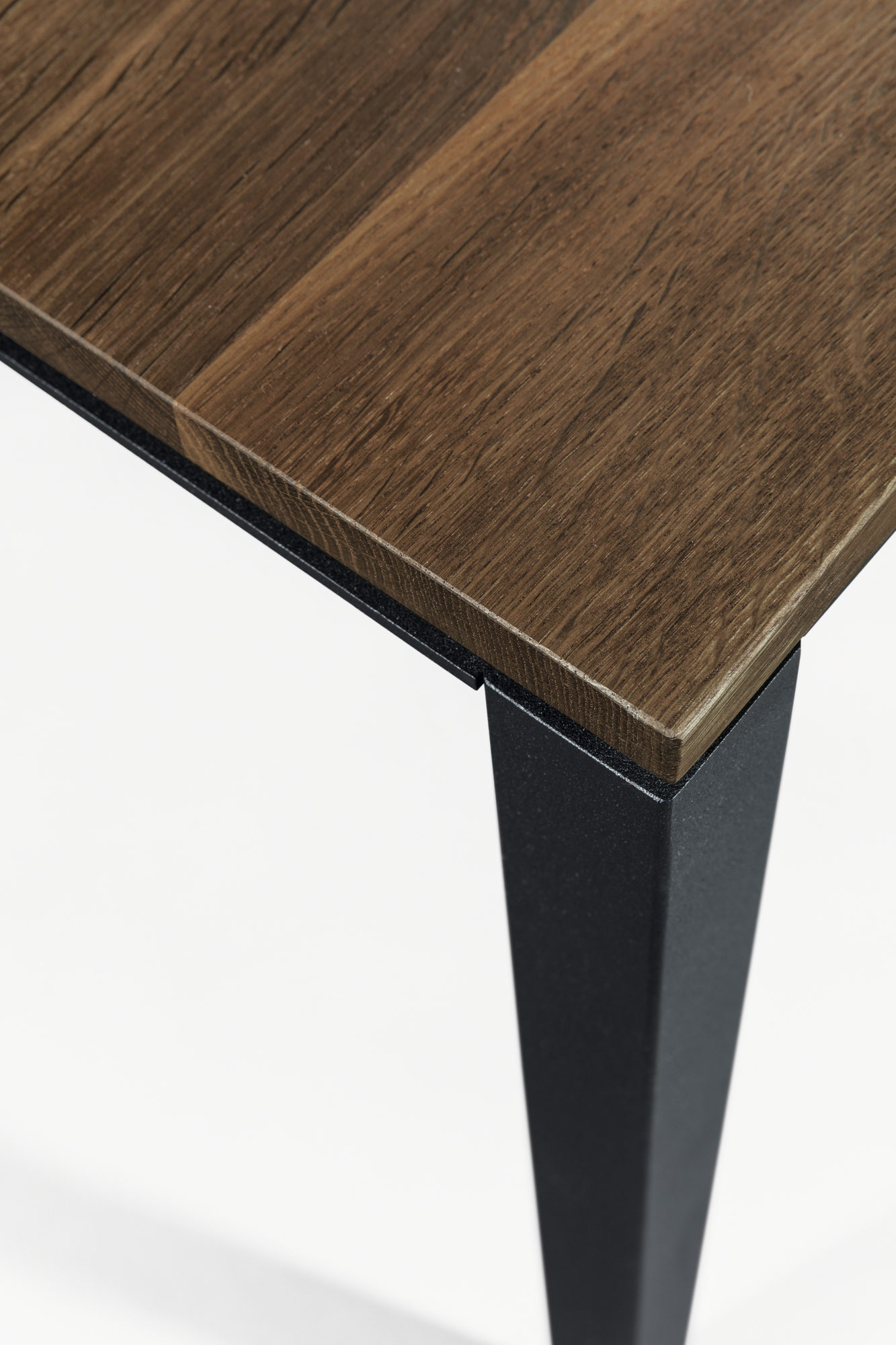 S 600 Table smoked oak Janua
