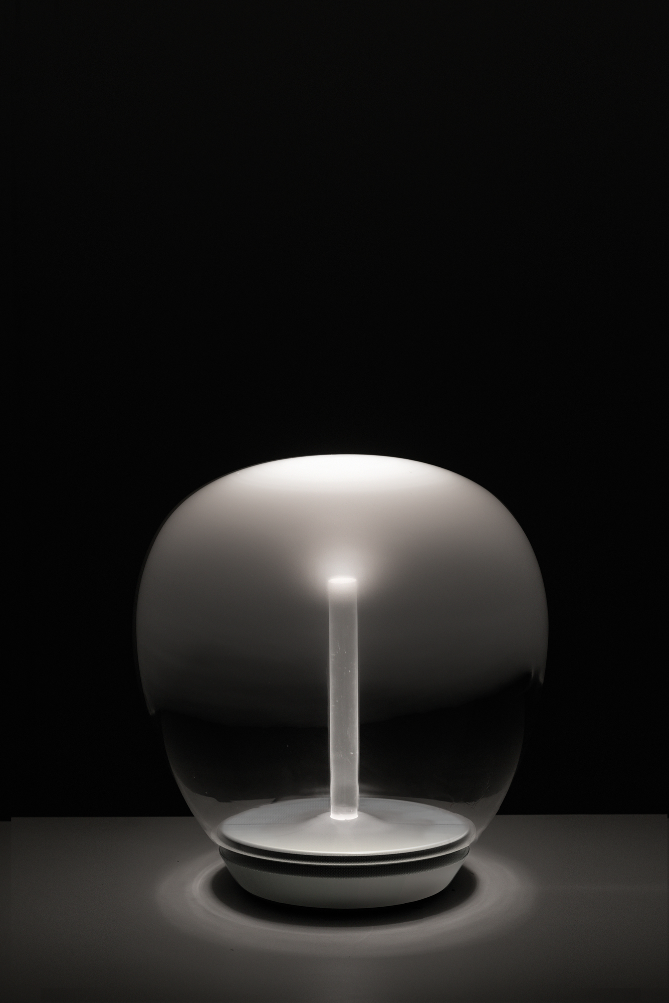 Empatia 26 table lamp Artemide