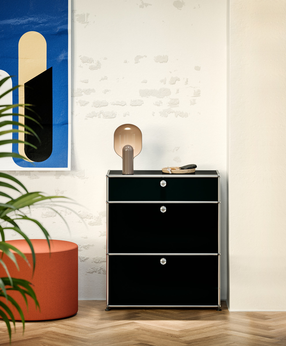USM Haller Highboard M25 with 2 doors