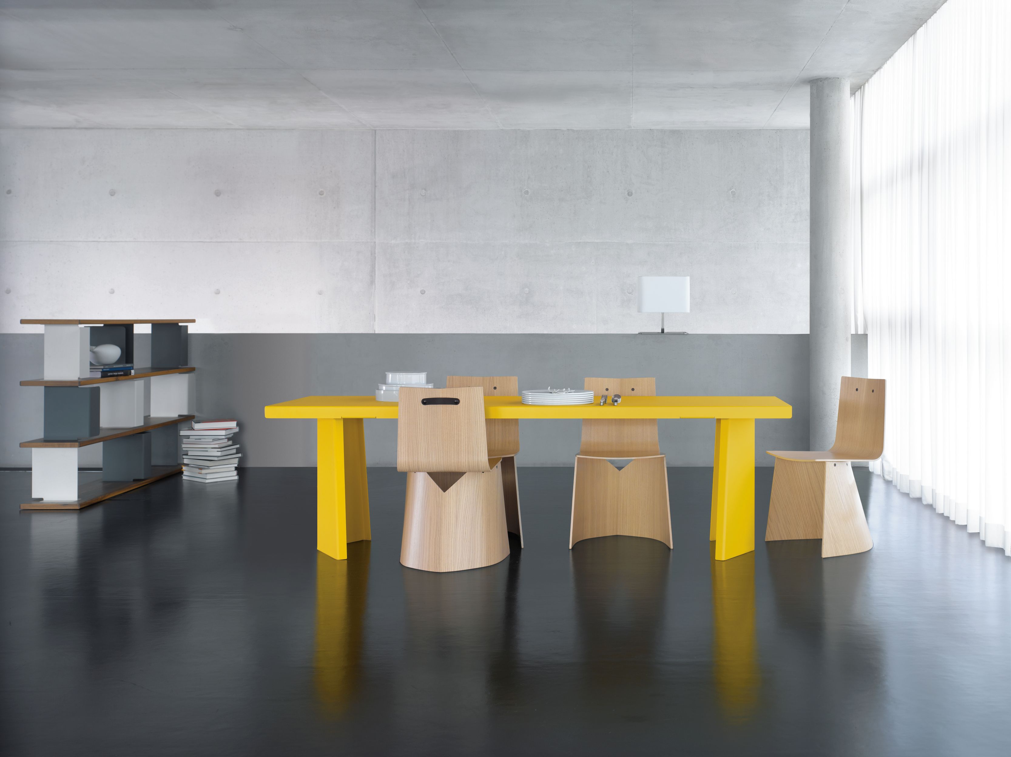 Pallas table ClassiCon