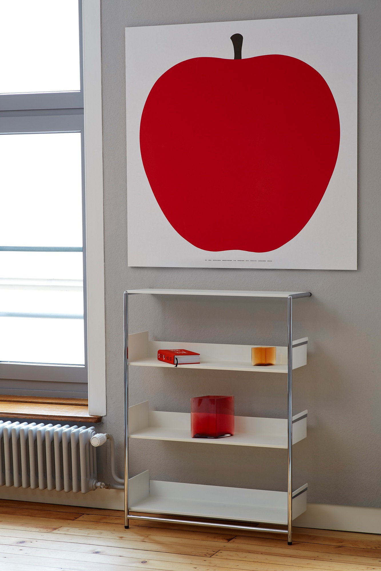 Pool 110 Leaning shelf Mox