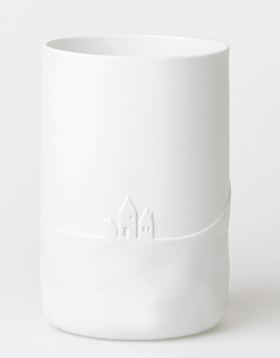 Snow day vase dog sled wheels