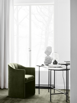 Loafer Armchair SC24 AndTradition