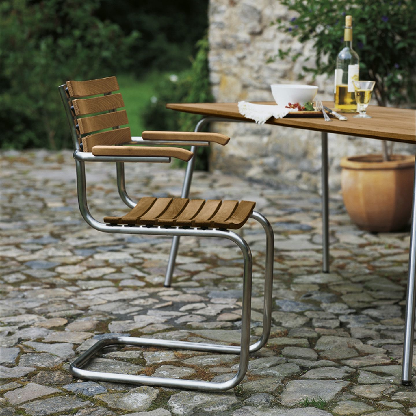 Thonet S 40 / S 40 F cantilever garden chair