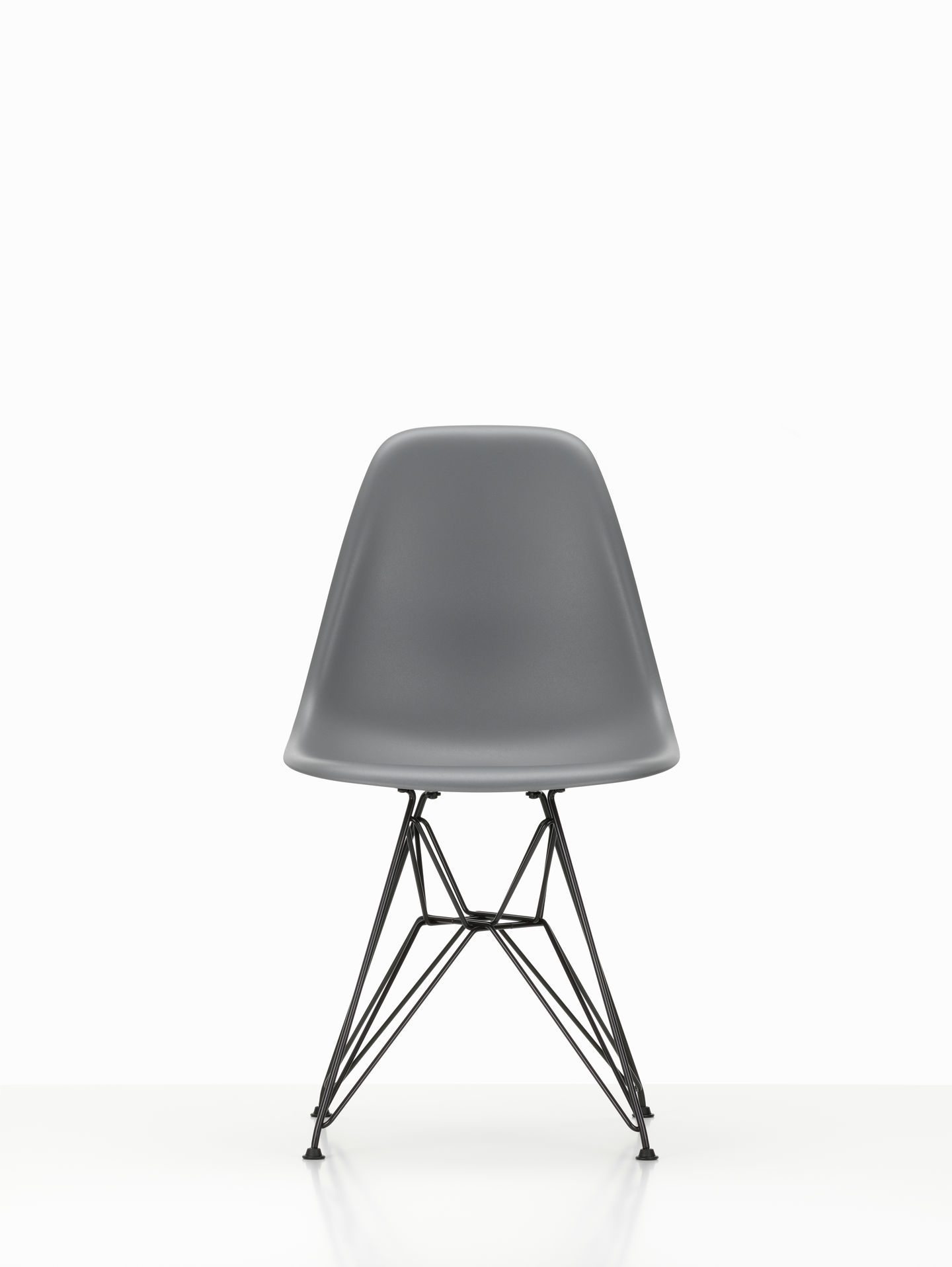 Eames Plastic Side Chair DSR Chair Vitra Chrome Ice Grey