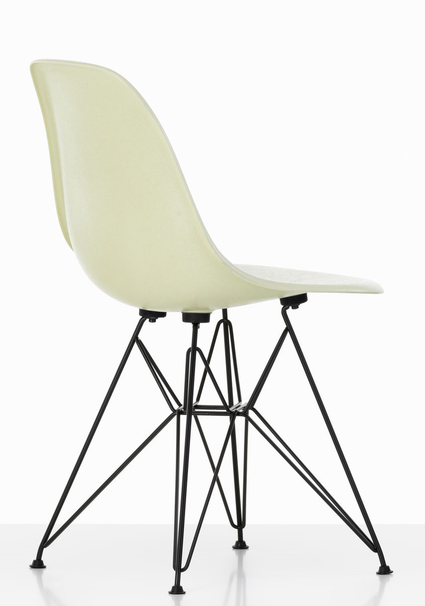 Eames Fibreglass Chair DSR Chair Vitra