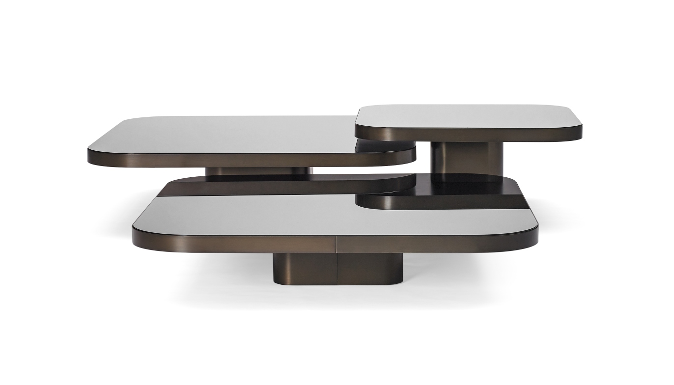 ClassiCon Bow Coffee Table No. 4 mit Glasplatten und bronzefarbenem Gestell, moderner Couchtisch für Wohnzimmer.