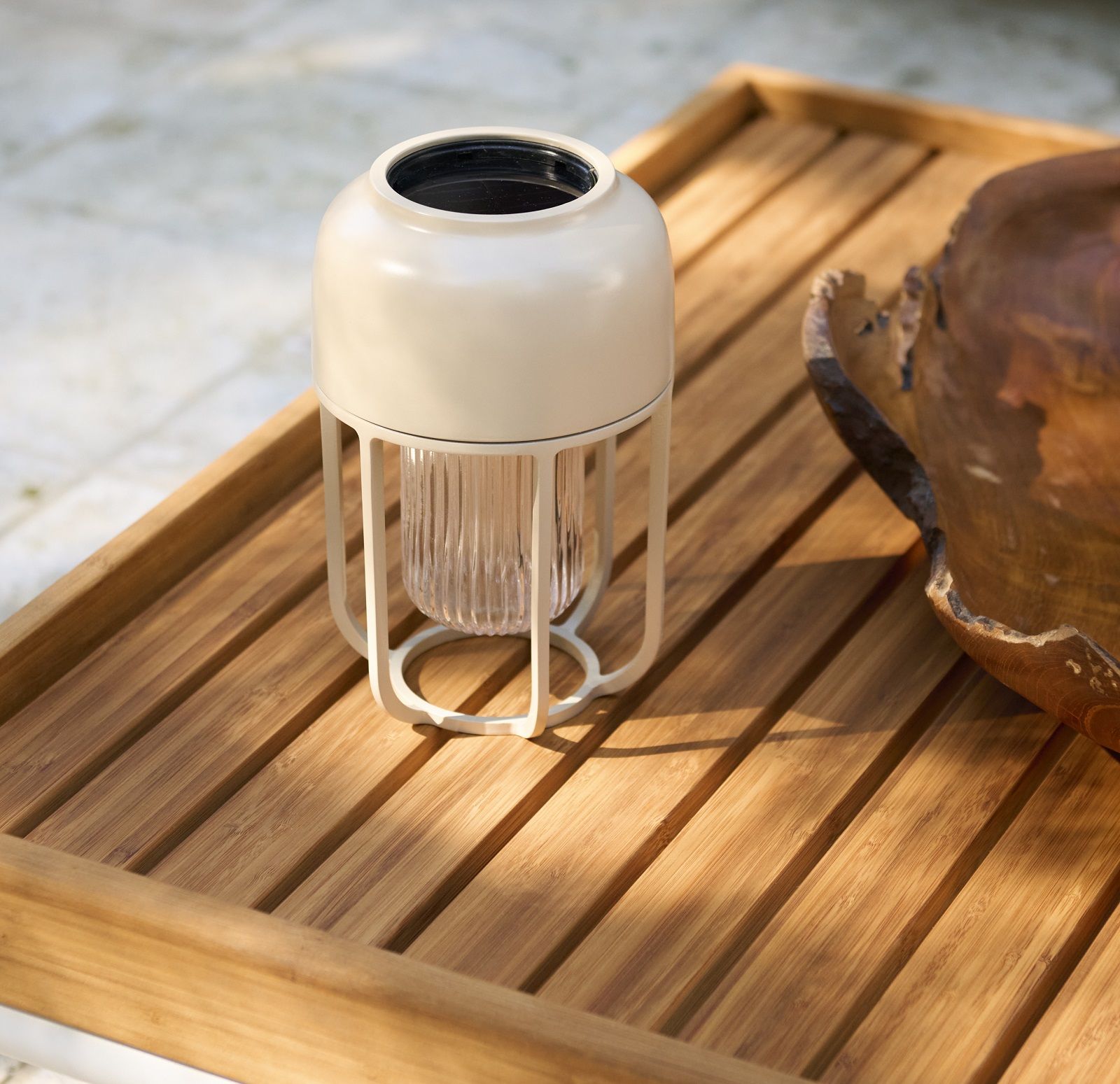 LIGHT No.1 Solar-powered lamp Indoor/Outdoor Rechargeable lamp Houe