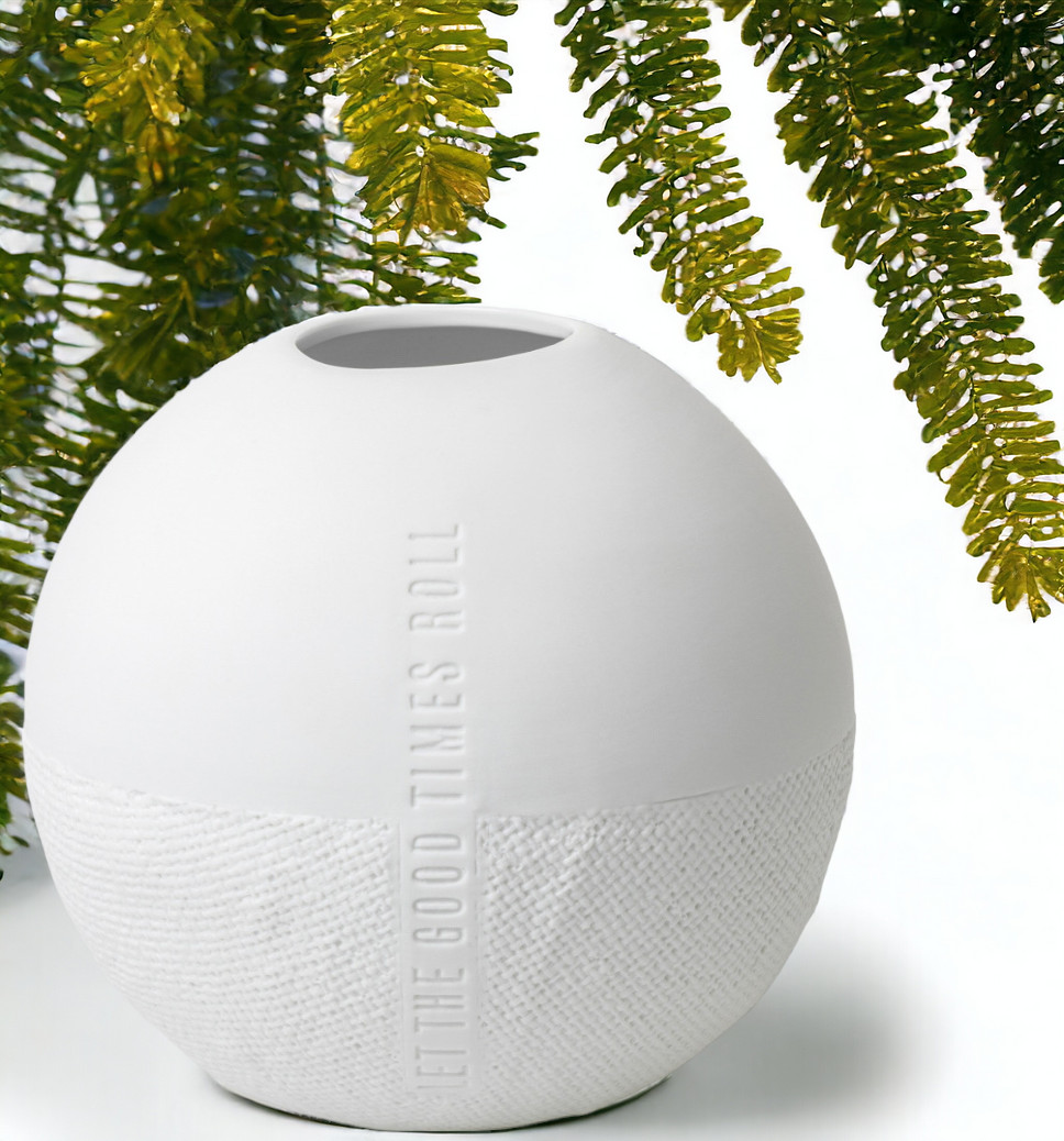 Formsprache Vase Let the Good Times Roll Wheels 