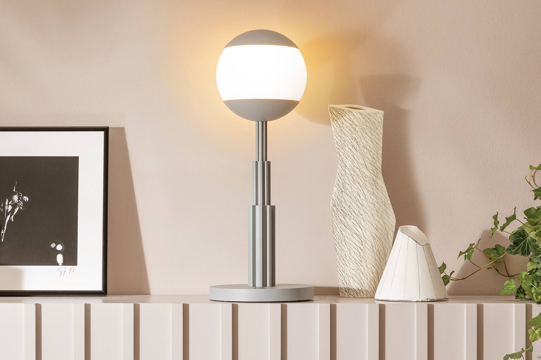 AR04 Battery table lamp Alessi