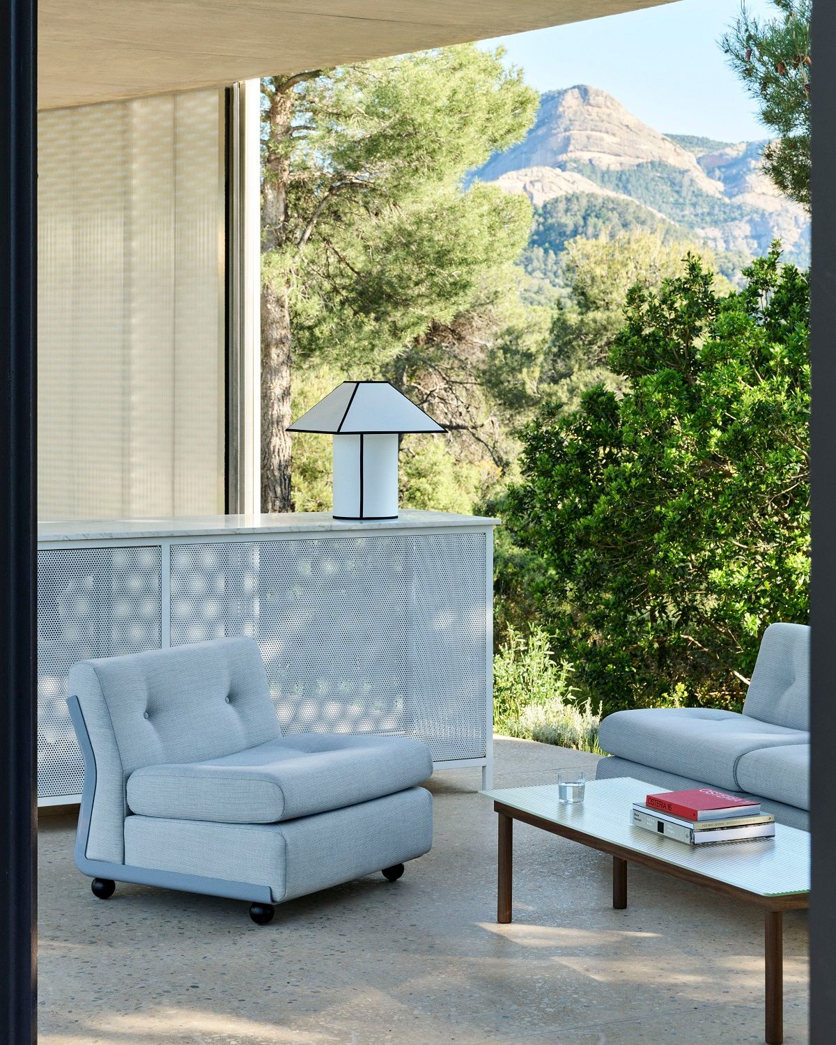 Ava Pyramid Table Lamp Table lamp Hay
