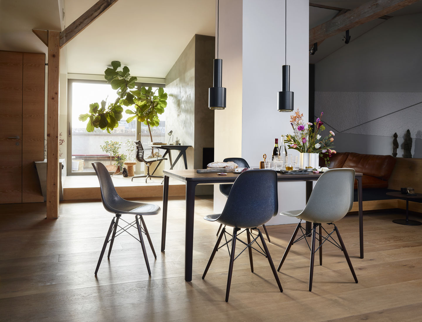 Eames Fibreglass Chair DSR Chair Vitra