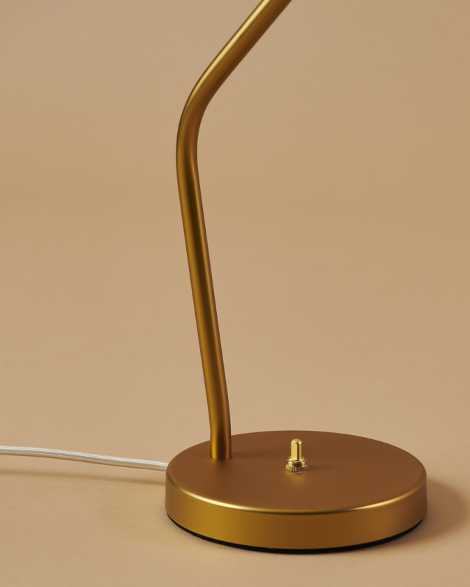 Gräshoppa Table lamp Gubi