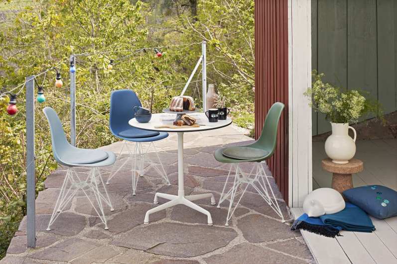 Eames Contract Table round Ø80 cm Vitra