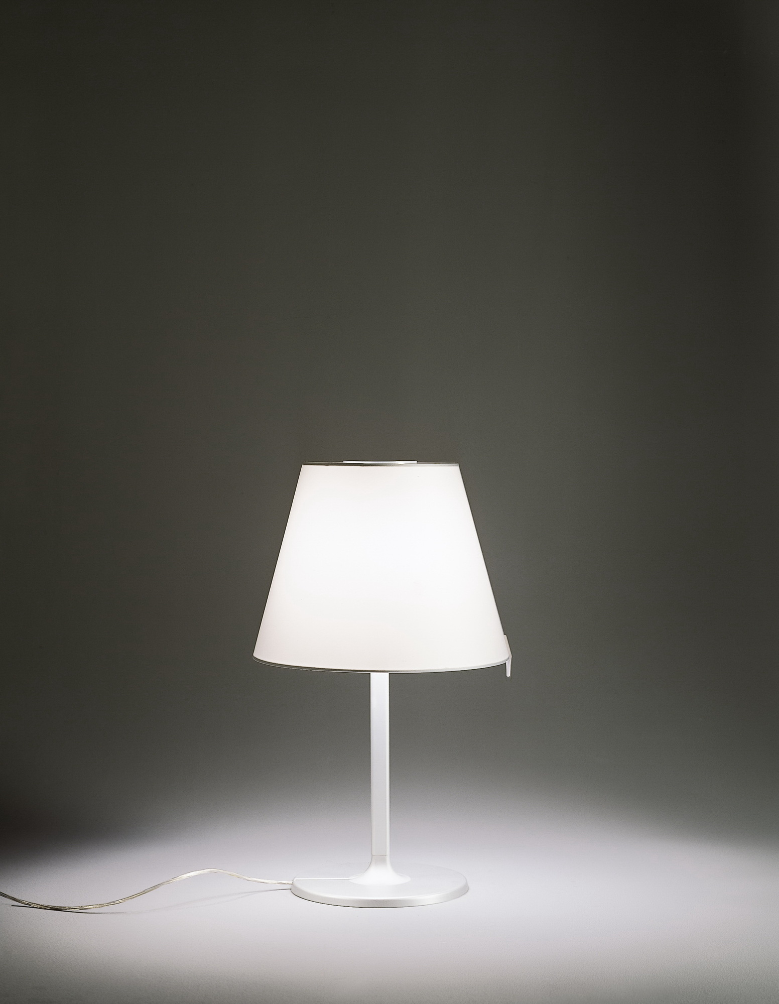 Melampo Notte table lamp Artemide