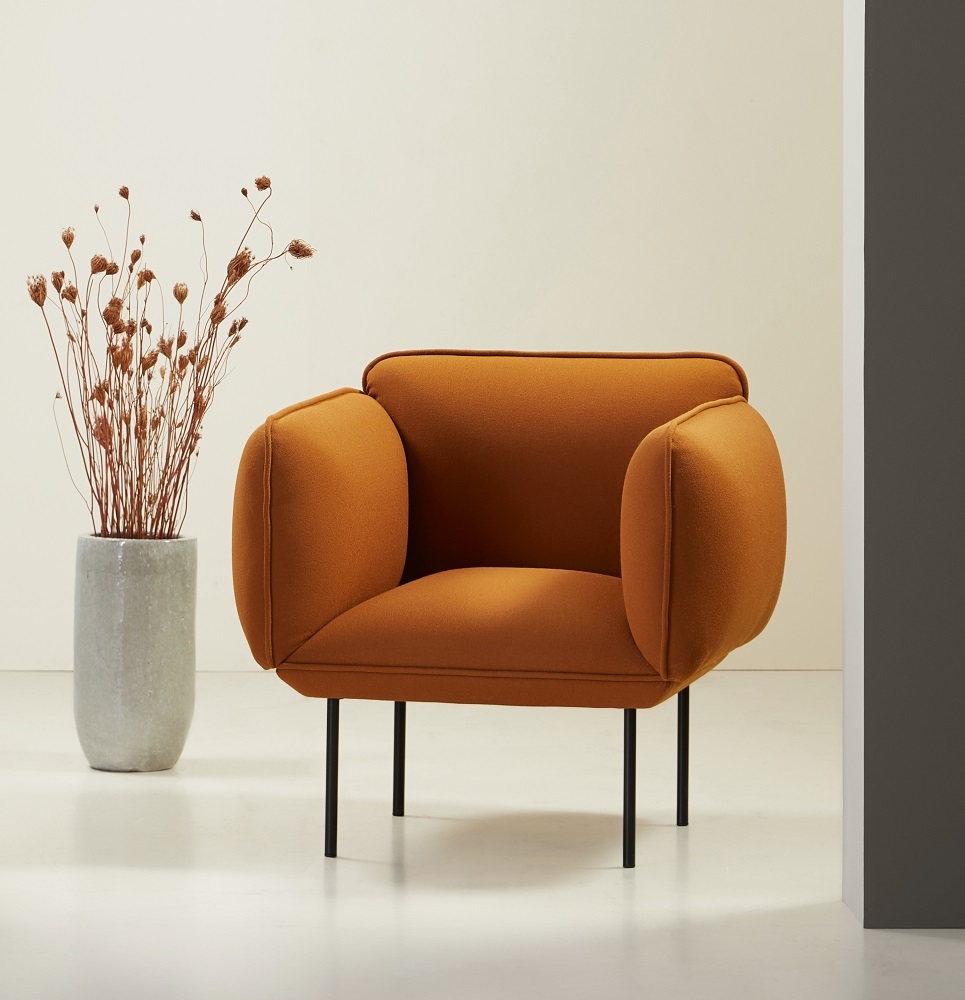 Nakki Armchair Woud