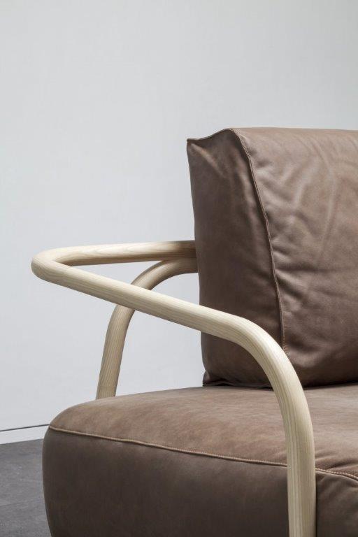 2002 bentwood sofa Thonet