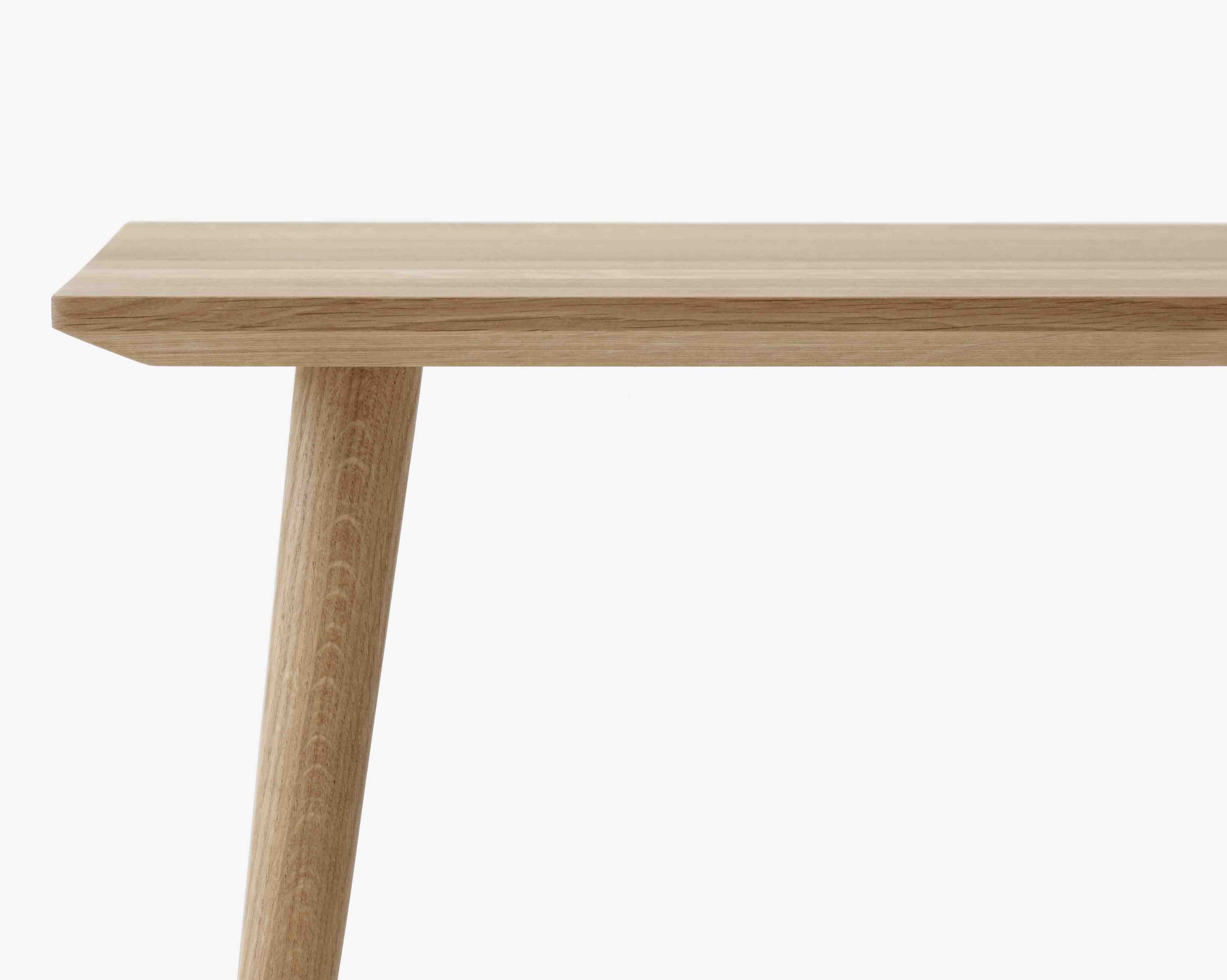 In Between Table SK23 / SK24 Coffee Table AndTradition 