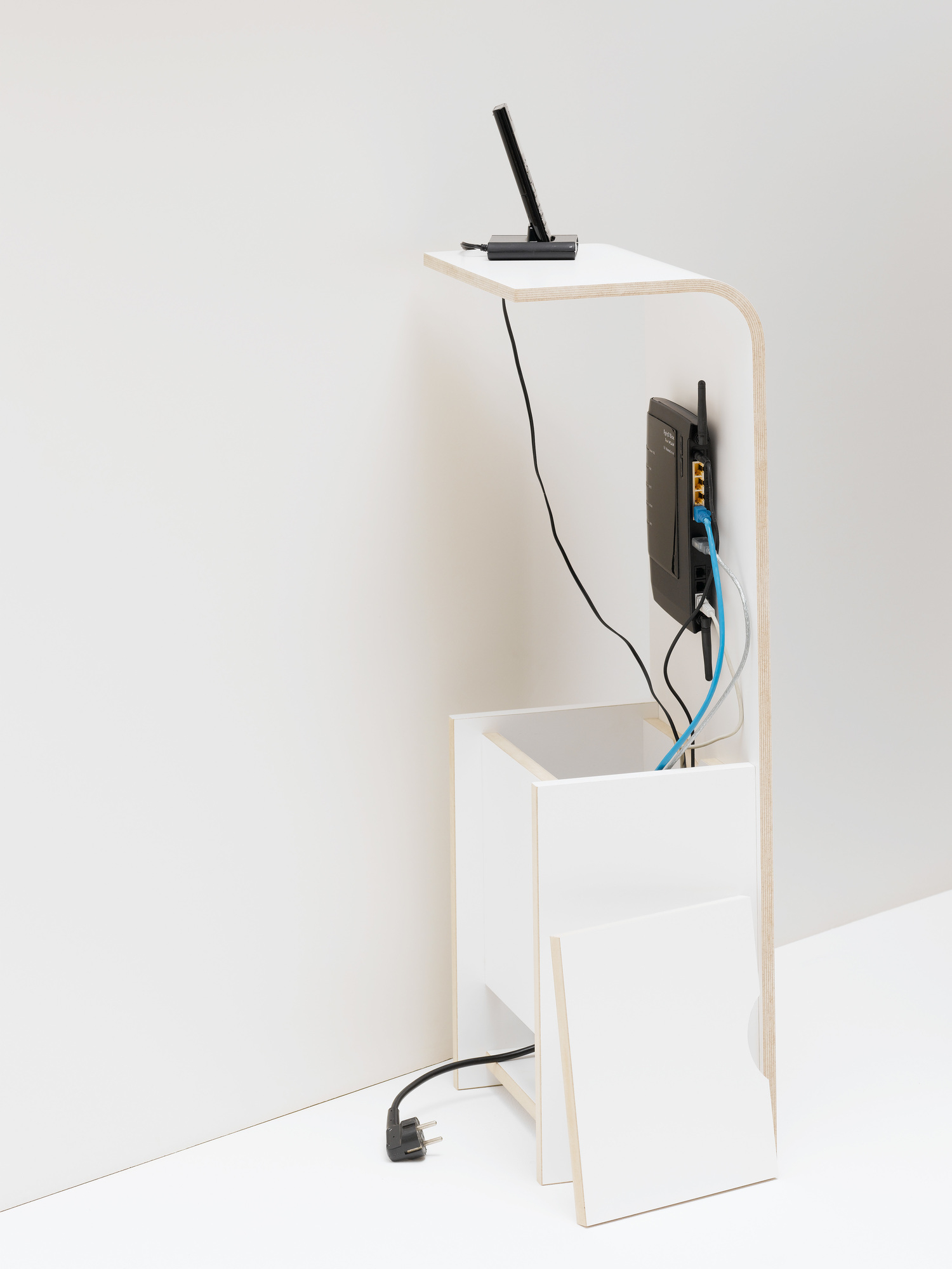 Fon shelf Tojo
