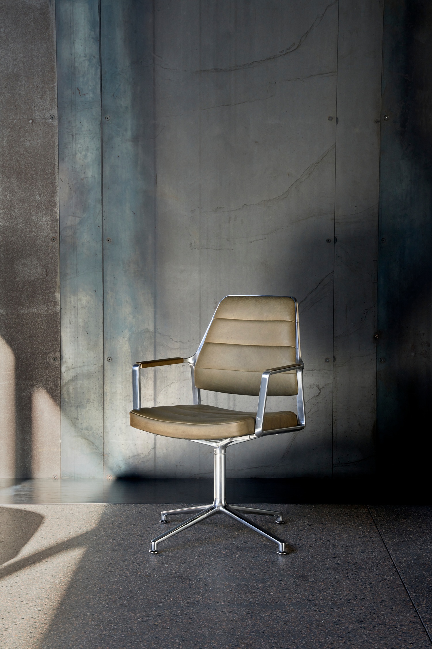 VIPP455 / VIPP 455 Swivel Chair Vipp