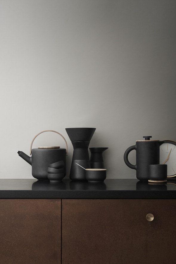 Theo Tea Mug with Coaster Black Stelton SINGLE PIECES