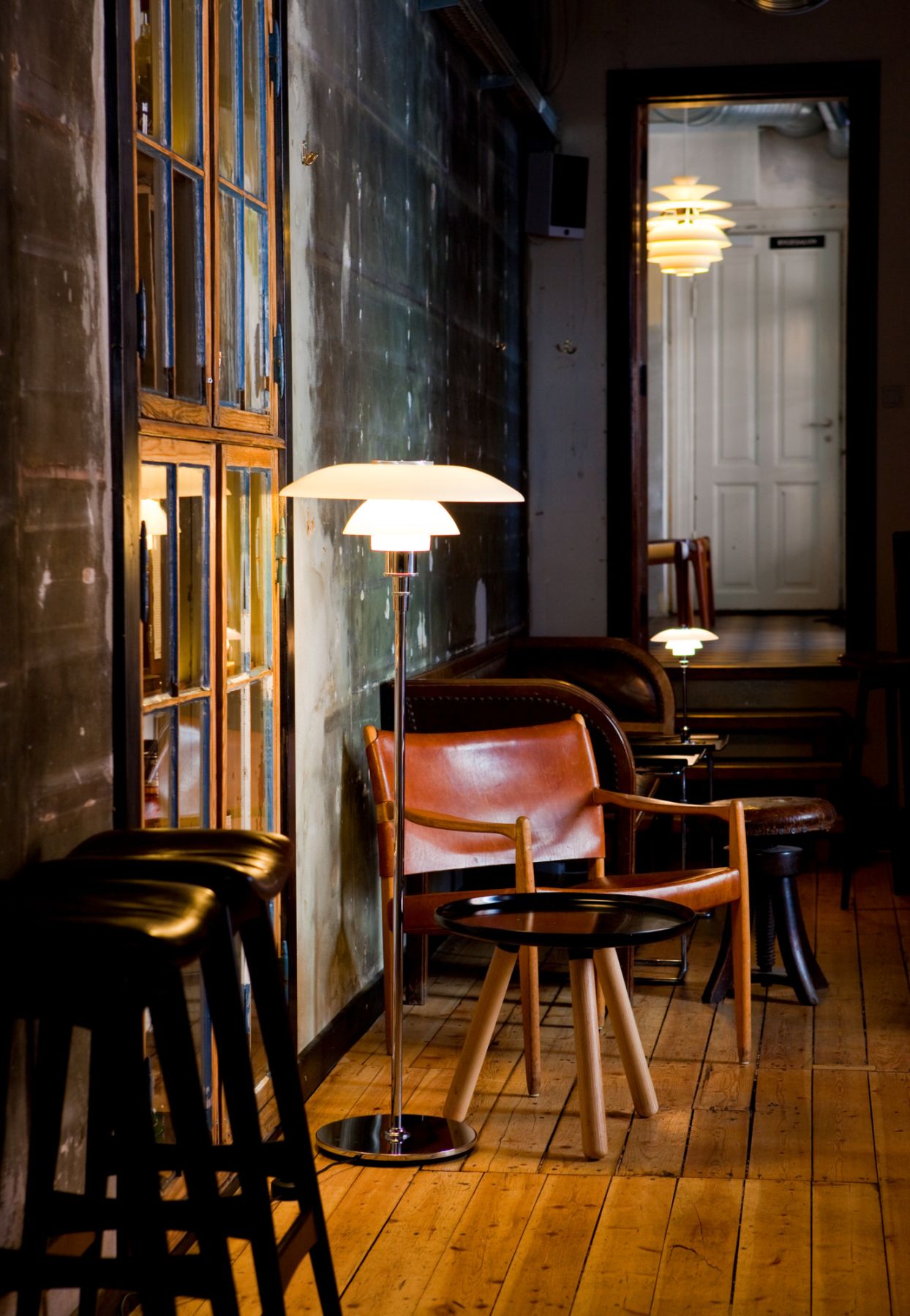 PH 4 1/2 - 3 1/2 Glass floor lamp Louis Poulsen
